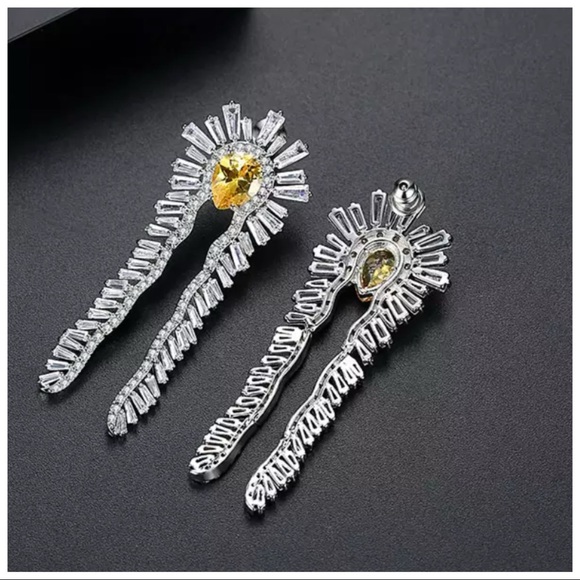 🎁 The Artys Swarovski Crystals Art Deco Long Earrings - Picture 3 of 4